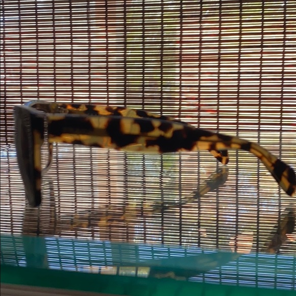 PRADA SUNGLASSES - Picture 6 of 6